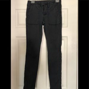 Super cute and comfy cabi textured pants !!❤️